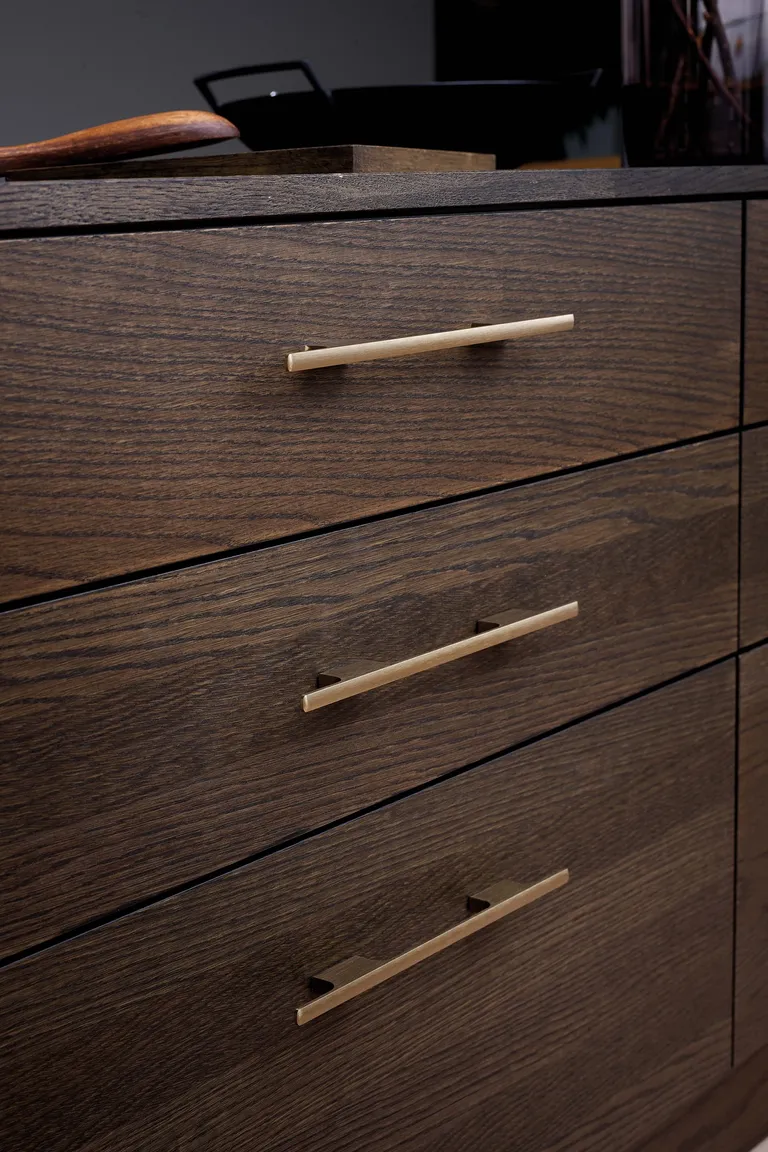 Håndtak 4463 Furnipart Tau 160mm Børstet Messing