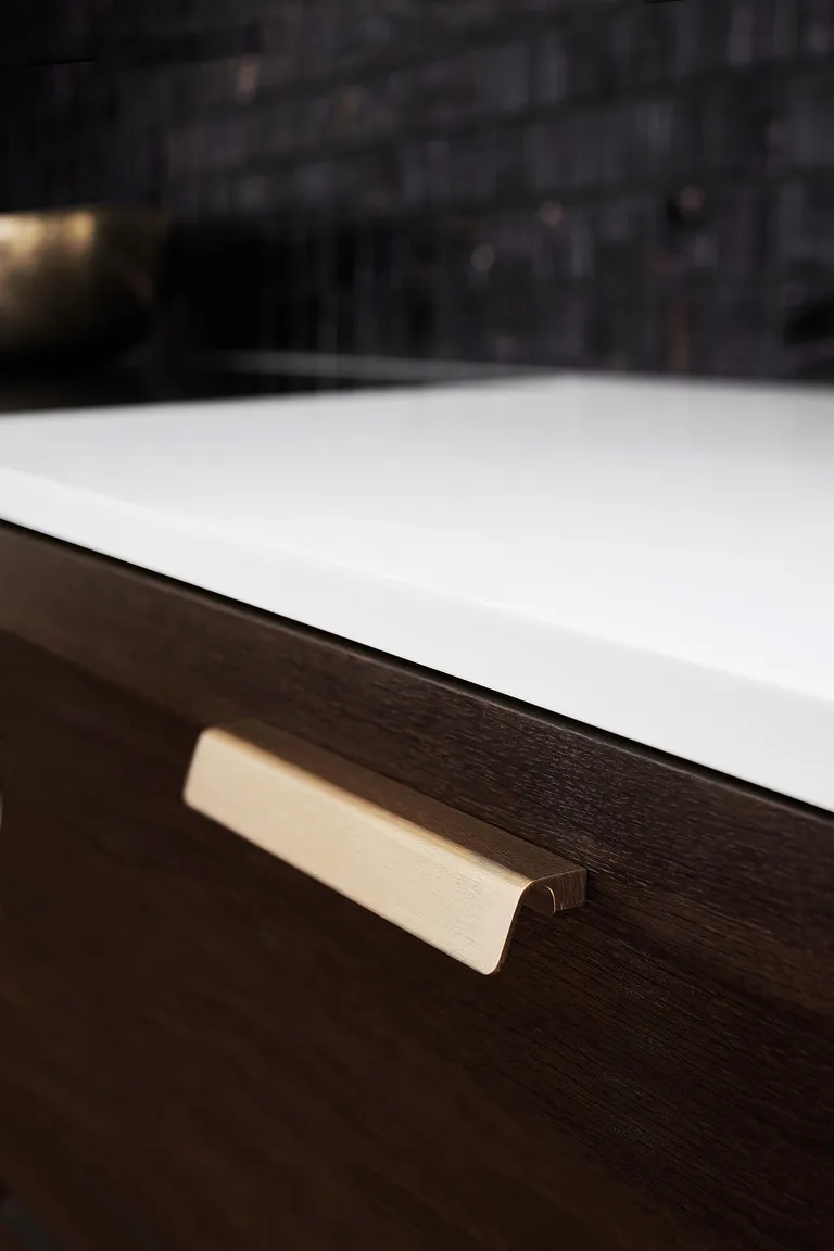 Håndtak 4422 Furnipart Fringe 160mm - Flere Farger