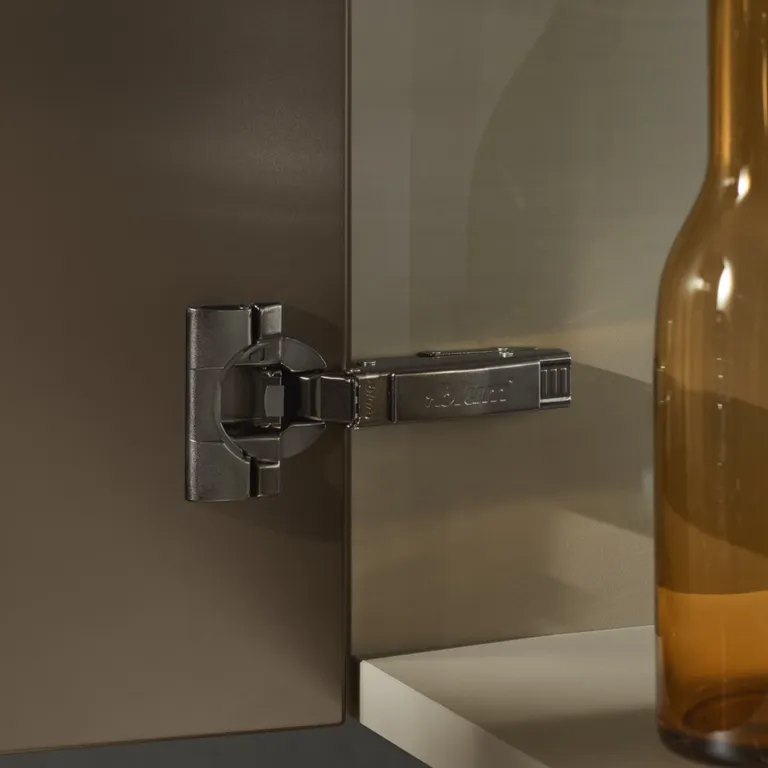 Dekkappe Blum til hengsel K0 svart onyx