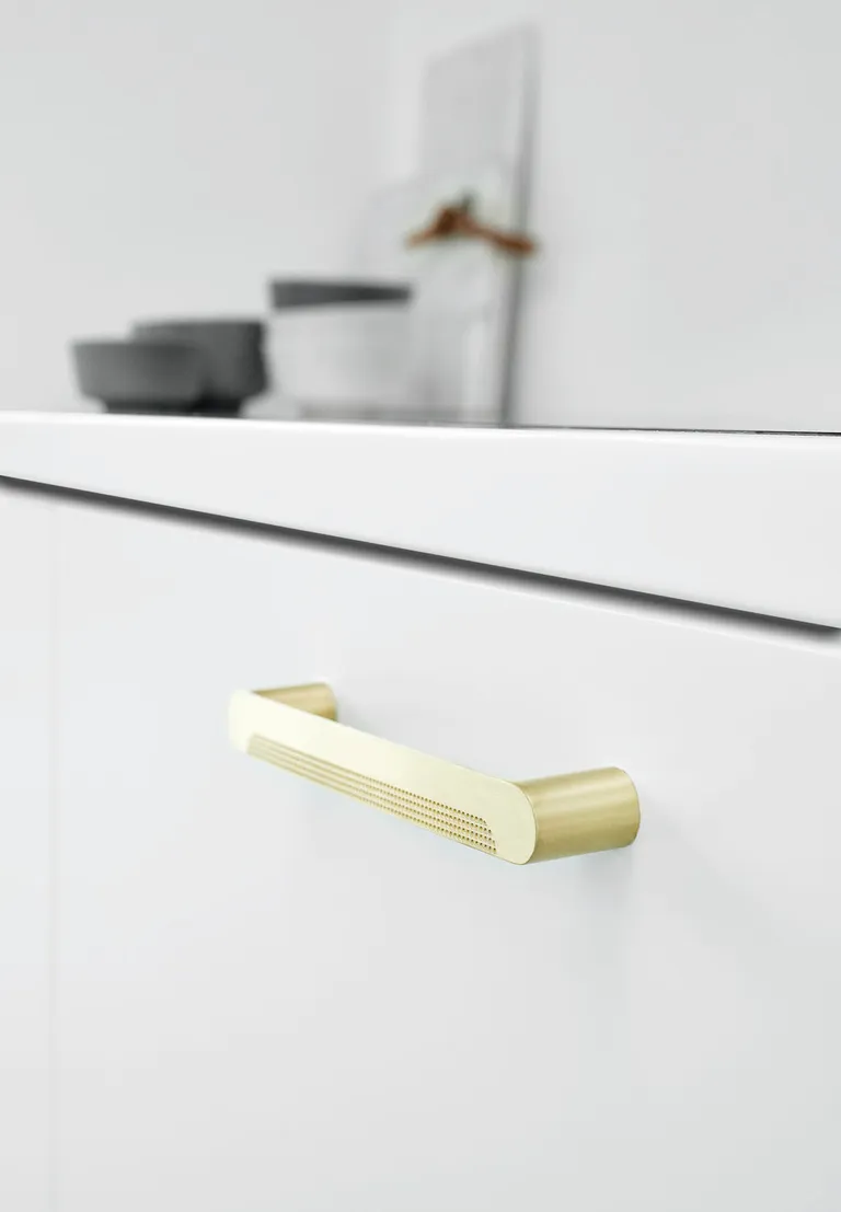 Håndtak 5409 Furnipart Metro 160mm - Flere Farger