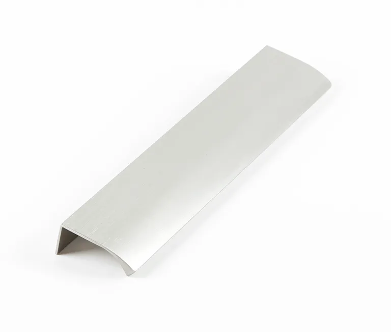 Håndtak 4197 Furnipart Edge Straight - Flere Farger  