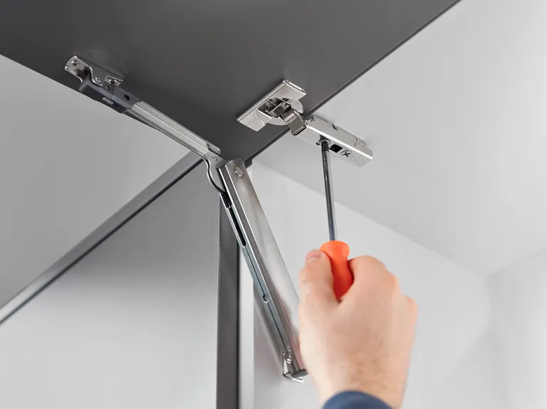 Løftebeslag Blum Aventos HK-XS Tip-On Kraftpakke